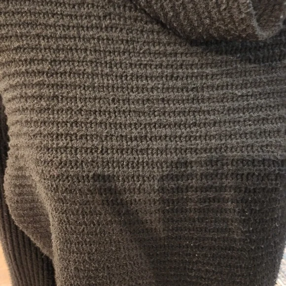 PILCRO by Anthropologie Women's Black Turtleneck XS Knit see description - Picture 5 of 7